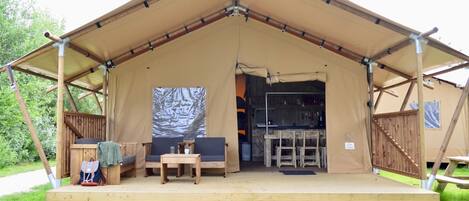 Lều | Tiện nghi, dịch vụ nơi lưu trú