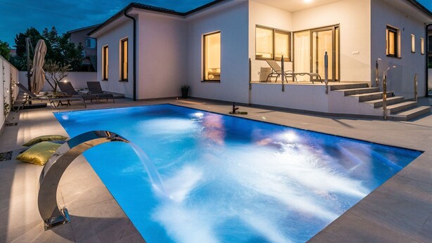 Unclassified image, 1 of 40, button - New Modern Villa With Private Pool and Outdoor Kitchen (Pula)