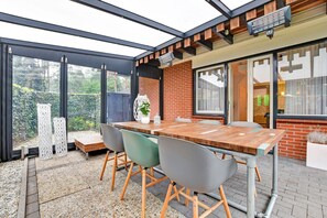 Balcony - Charming Holiday Home With a Covered Terrace (Meijel)