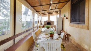 Dining - Heavenly Holiday Home in Triscina di Selinunte With BBQ (Castelvetrano)