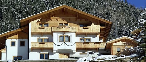 Apartment | Exterior