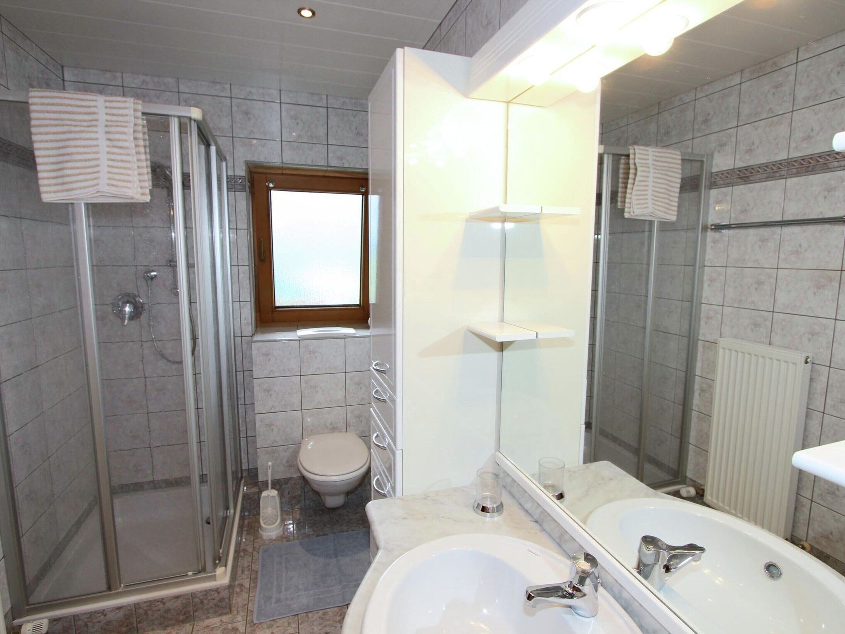 Apartment | Bathroom