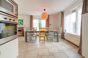 House | Dining