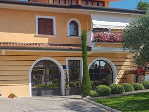 Exterior - Studio Apartment With Pool in a Quiet Part of Rovinj (Rovinj)