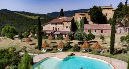 Farmhouse in Tuscany Near Petriolo Spa