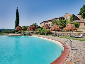 House | Pool | Outdoor pool - Farmhouse in Tuscany Near Petriolo Spa (Monticiano)