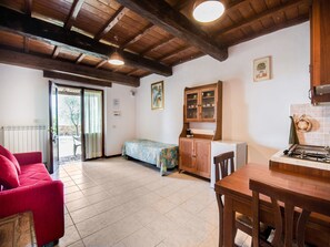House | Living room | Table tennis - Farmhouse in Tuscany Near Petriolo Spa (Monticiano)
