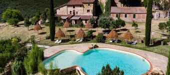 Farmhouse in Tuscany Near Petriolo Spa