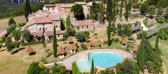 Farmhouse in Tuscany Near Petriolo Spa