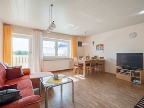 Apartment | Dining