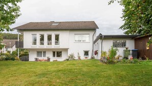 Unclassified image, 3 of 34, button - Scenic Apartment in Eslohe with Patio near Lak (Eslohe)