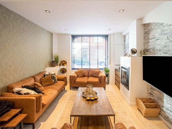 House | Living area - Elegant Holiday Home in Nieuwpoort near Beach (Nieuwpoort)