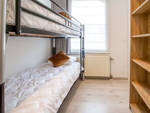 4 bedrooms, individually furnished, iron/ironing board, bed sheets