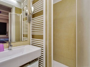 Ferienhaus | Badezimmer