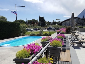 Outdoor pool - Stylish Apartment With Air Conditioning Near the Beach (Loano)