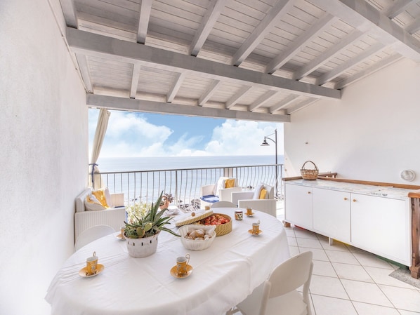 Apartment | Balcony