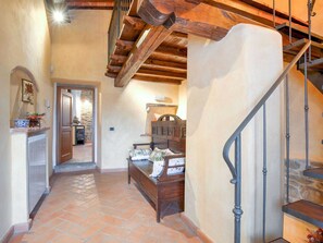 Living area - Belvilla by OYO La Perla (Castelfranco Piandisco)