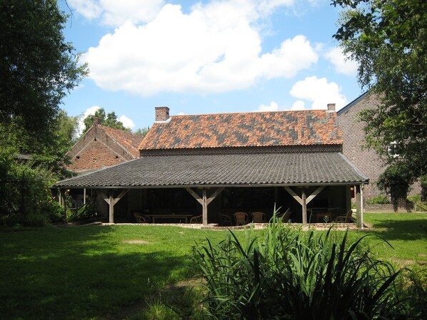 Exterior - Square-shaped Farmhouse in a Rural Area (Baexem)