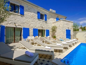 Exterior - Serene Holiday Home in Kruncici With Private Pool (Sveti Lovrec)