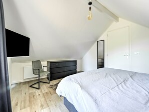 Room amenity - House in Reutum With Jacuzzi & Forest View (Reutum)