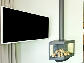 Interior - House in Reutum With Jacuzzi & Forest View (Reutum)