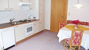 Unclassified image, 4 of 29, button - Charming Apartment in Wart With Garden (Warth)