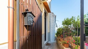 Unclassified image, 5 of 38, button - Lavish Villa in Massa Lubrense With Private Swimming Pool (Massa Lubrense)
