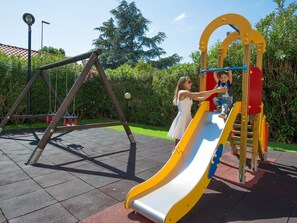 Pool - Tastefully Furnished Studio Near the Sea (Loano)