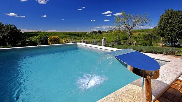 Unclassified image, 1 of 40, button - Heritage Holiday Home in Višnjan With Outdoor Pool (Visnjan)