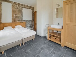 2 habitaciones y ropa de cama 