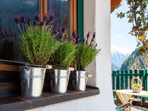 Apartment | Interior detail - Alluring Apartment in Mayrhofen near Forest (Finkenberg)