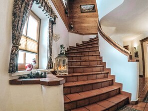 Apartment | Reception - Cozy Holiday Apartment Close to the Slopes (Kleinarl)