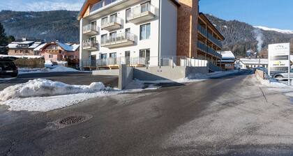 Ski & Nature Top 8 - Alpine Nostalgia: Modern Apartment With Alpine Style