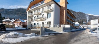 Ski & Nature Top 8 - Alpine Nostalgia: Modern Apartment With Alpine Style