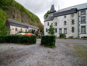 House | Exterior