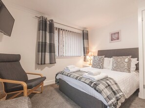 House - Garden-view Holiday Home in Plymouth With Sauna (Plymouth)