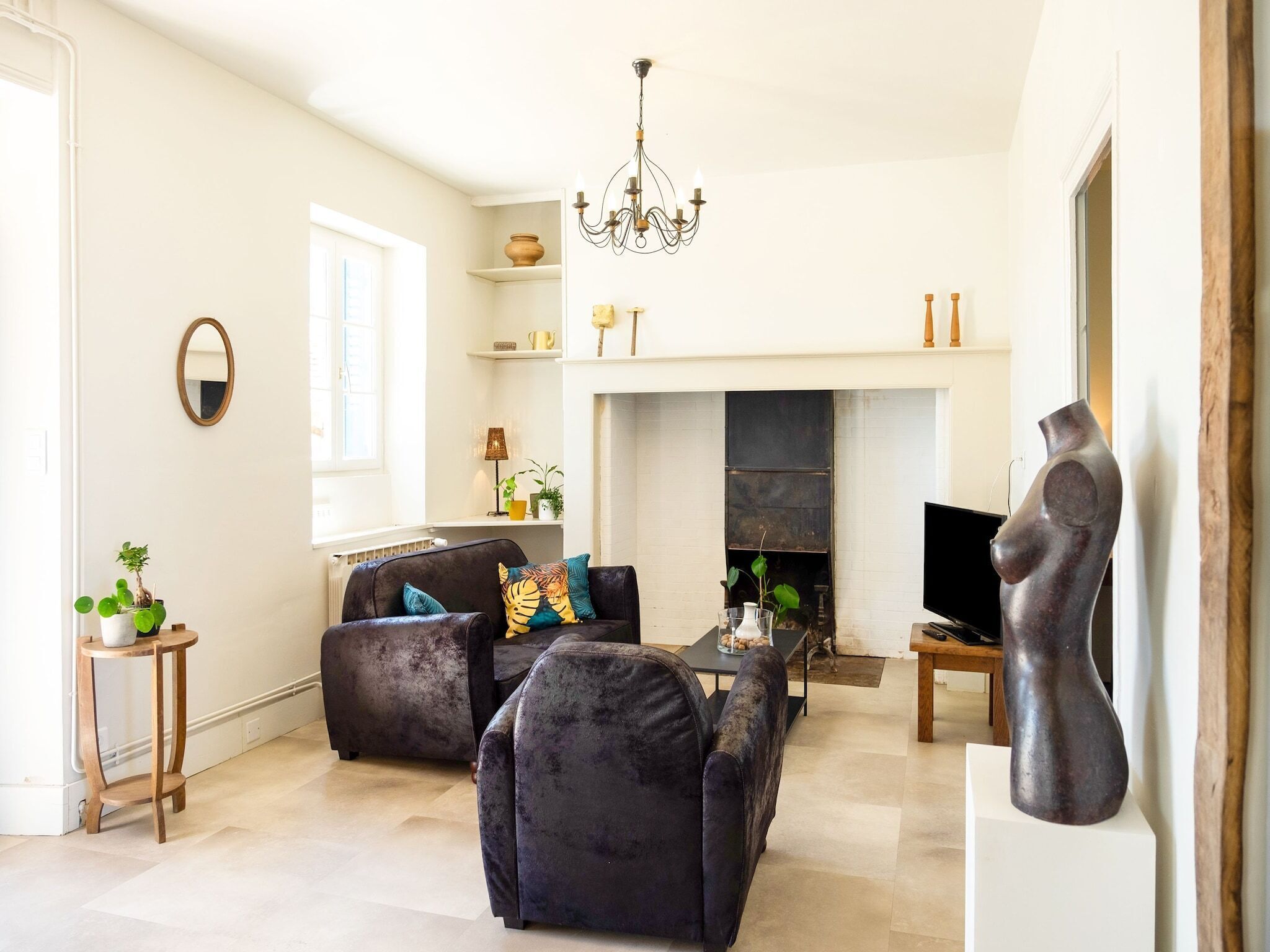 Tv, pejs, bordfodbold, bordtennisbord