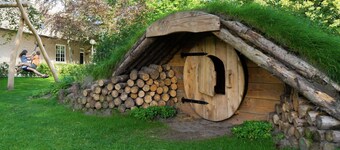 ชาเล็ทที่สบายพร้อมไมโครเวฟ ใกล้ อีฟเทลิ่ง