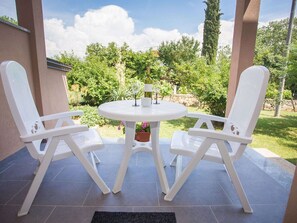 Unclassified image, 2 of 19, button - Elegant Apartment in Tar With Garden (Tar-Vabriga)