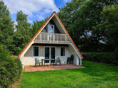 Lovely Holiday Home With Open Fireplace set in Green Surroundings
