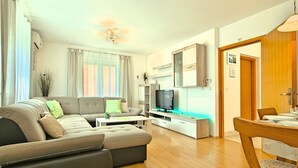 Living room - Charming Holiday Home With Swimming Pool in Nova Vas (Porec)
