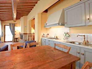 Cottage | Private kitchen - Cottage in Tuscany With Pool & Sauna (Terranuova Bracciolini)