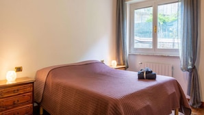 Apartment | 2 bedrooms, iron/ironing board, individually furnished - Appealing Apartment in Genoa With Sauna (Genoa)