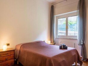 Apartment | 2 bedrooms, individually furnished, iron/ironing board