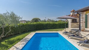 Unclassified image, 2 of 40, button - Modern Villa in Nova Vas With Swimming Pool (Brtonigla)