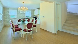 Dining - Beautiful Stone Villa With Swimming Pool Near Sea in Porec (Tar-Vabriga)