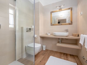 Shower, towels - Beautiful Villa in Sveti Lovrec With Swimming Pool (Sveti Lovrec)