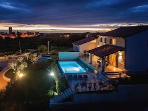 Exterior - Beautiful Villa in Sveti Lovrec With Swimming Pool (Sveti Lovrec)