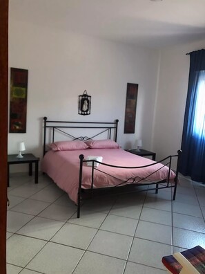 Casa | 2 dormitorios y ropa de cama