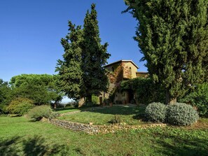 Exterior - Dreamy Apartment in Montefiridolfi Tuscany With Private Pool (San Casciano in Val di Pesa)